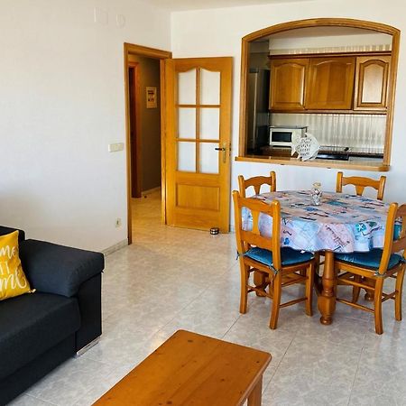 Apartaments Club Nautic L' Escala Extérieur photo
