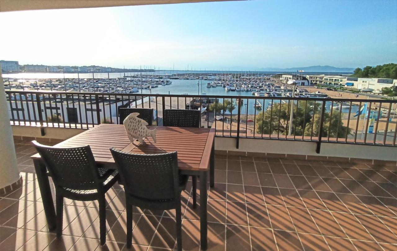 Apartaments Club Nautic L' Escala Extérieur photo
