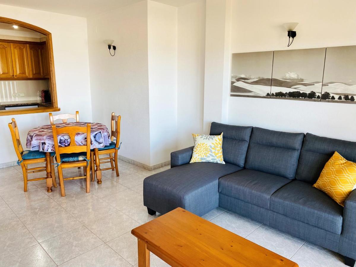 Apartaments Club Nautic L' Escala Extérieur photo