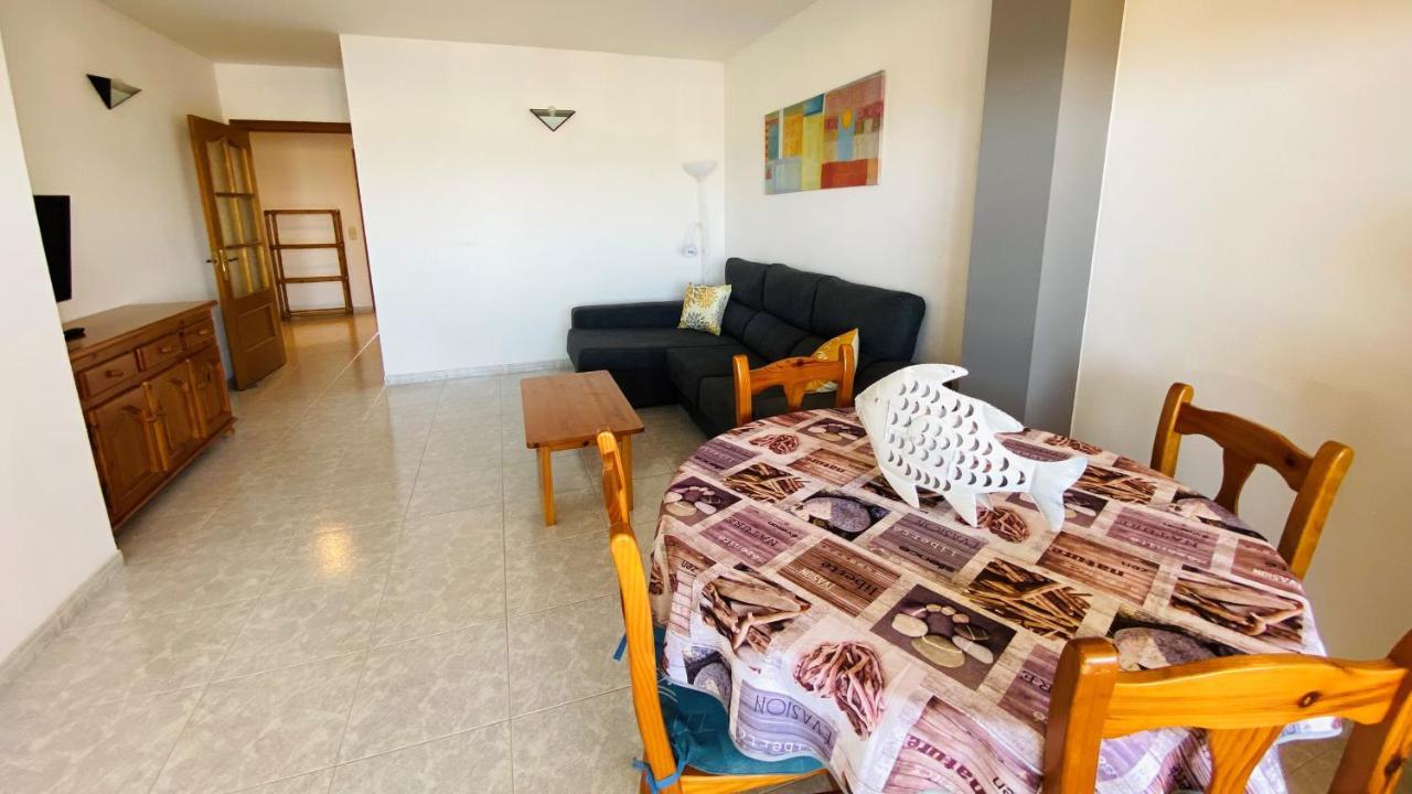 Apartaments Club Nautic L' Escala Extérieur photo